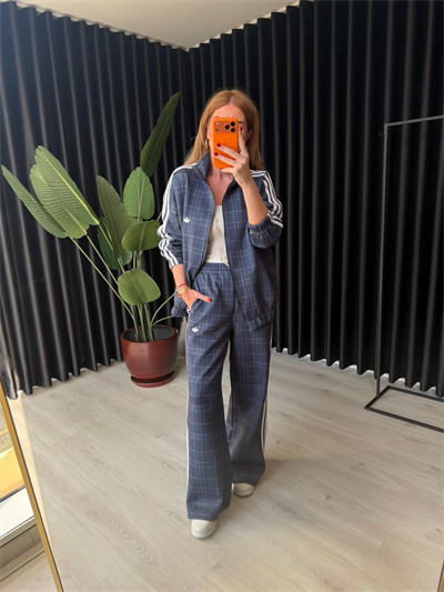 Orijinal Model Premium Lacivert Ekoseli Takım