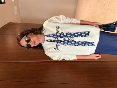 Mavi Fularlı , Yumuşacık , Ekru Sweatshirt