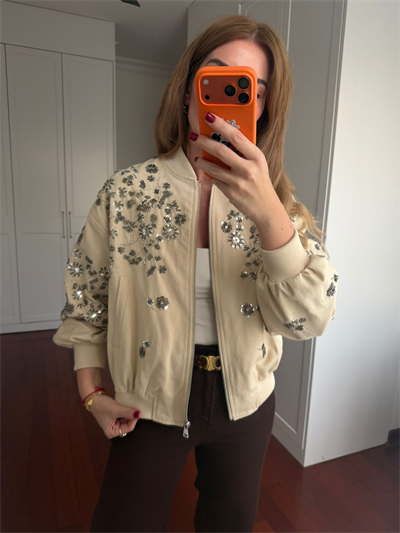 Kristal Taş İşlemeli Premium Bej Bomber Ceket