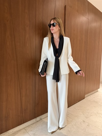 Orijinal Model , Fularlı , Premium Beyaz Takım