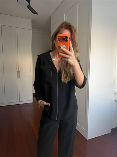 Orijinal Model , Beyaz Dikiş Detaylı , Tok Tencel , Siyah Takım