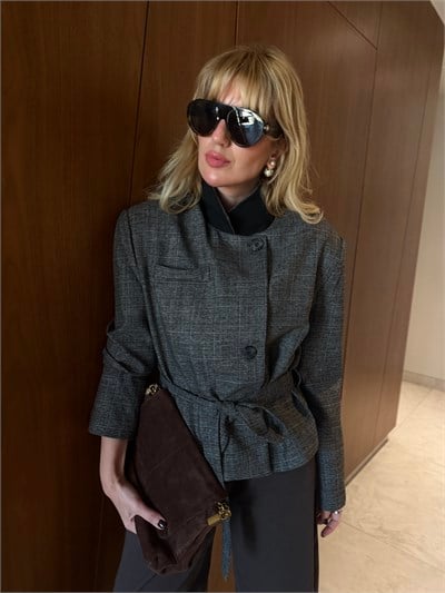Orijinal Model , Hakim Yaka , Kahverengi Ekoseli , Belden Bağlamalı Ceket