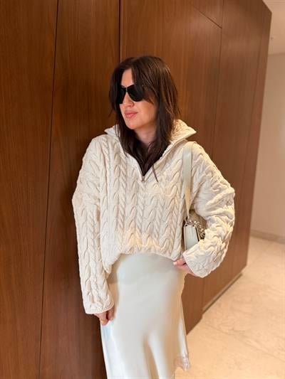 Yarım Fermuarlı , Saç Örgülü , Dik Yaka Ekru Triko