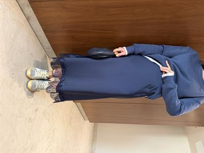 Ucu Dantel Detaylı , Beli Lastikli , Lacivert Saten Etek 