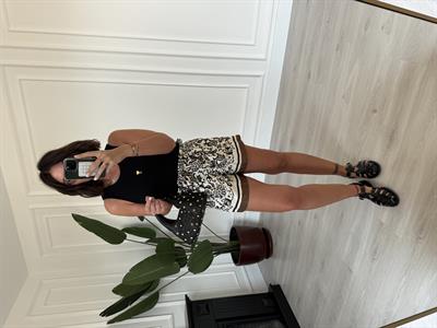 Orijinal Model , Beli Lastikli , Siyah Desenli , Tiril Saten Şort