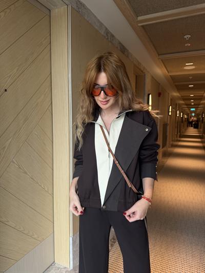 Orijinal Model , Bej Trenç Detaylı , Acıkahve Takım