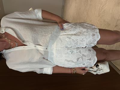 Arkası Lastikli , Ekru Dantelli , Şehir Boy Şort