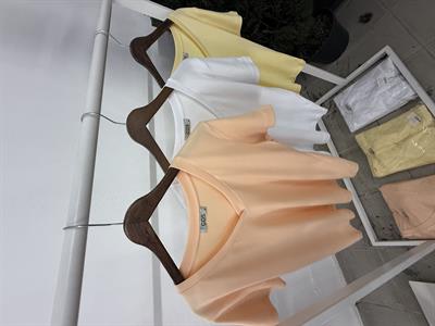 Orijinal Marka %100 Cotton Kayısı Rengi V Yaka T-shirt