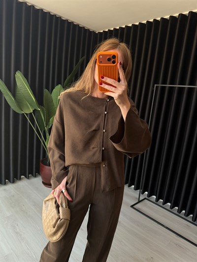 Orijinal Model , Acıkahve , Yandan Düğmeli , Premium Tok Tencel , Takım