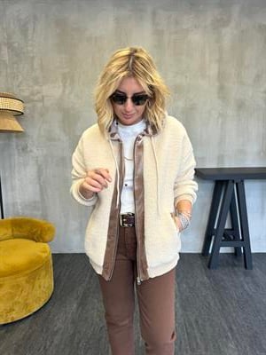 Orijinal Model Kadife Detaylı Peluş Mont