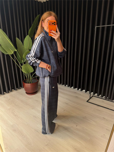 Orijinal Model Premium Lacivert Ekoseli Takım