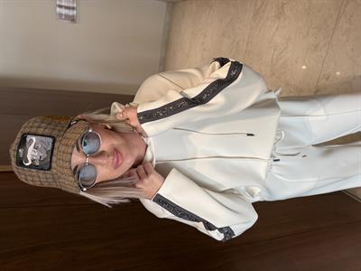 Orijinal Model , Yanı Taş İşleme Biyeli , Ekru Sweatshirt