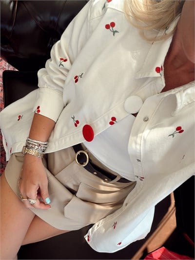 Orijinal Model Kiraz Nakışlı Ekru Gabardin Ceket