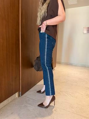 Yanları Zımba & Taş Detaylı , Lacivert , Kesik Paça Jean 