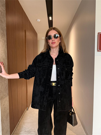 Orijinal Model , Premium , Siyah Süet Gömlek