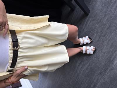 Beli Lastikli , Likralı , Kemerli , Sarı Şort