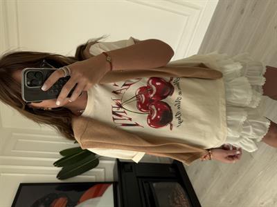 Logolu, Kırmızı Desenli T-Shirt
