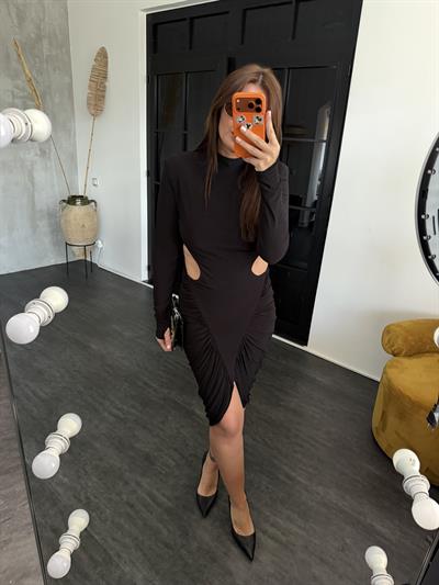 Yanları Dekolteli , Vatkalı , Siyah Likralı Elbise