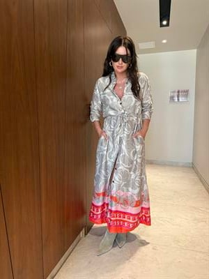 Kırmızı & Bej Desenli , Pamuk Saten , Premium Elbise