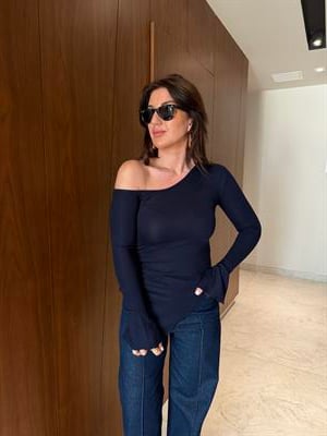 Yandan Büzgü Detaylı , Yarım Omuz , Lacivert Bluz