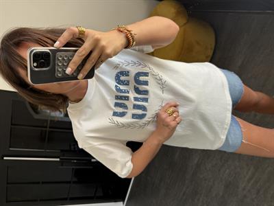 Taşlı , Marka Yazılı , Beyaz T-shirt
