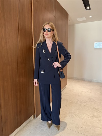 Orijinal Model , Küpe Aksesuarlı , Lacivert Blazer Ceket