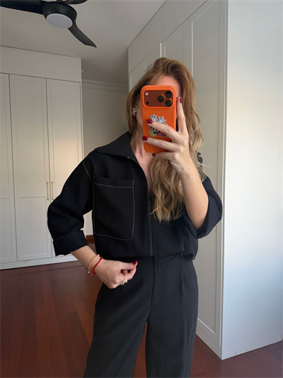 Orijinal Model , Beyaz Dikiş Detaylı , Tok Tencel , Siyah Takım