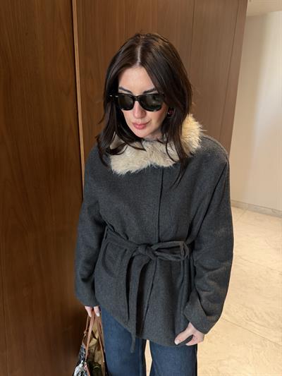 Peluş Yaka , Antrasit , Kuşaklı Kaşe Kaban