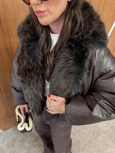 Çift Taraflı , Yakası Çıkarılabilir Kürklü , İthal Acıkahve Mont