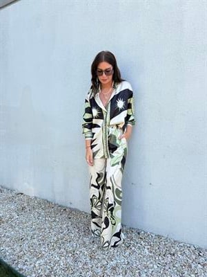 Orijinal Model , Beli Lastikli , Pantolon & Gömlek , Desenli , Yeşil Saten Takım