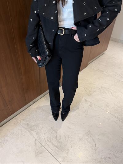 Siyah Kemerli , Likralı , Boru Paça Jean