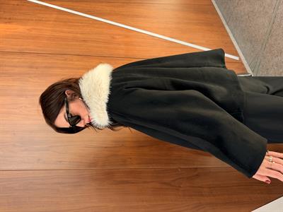 Orijinal Model , Yakası Çıkarılabilir Kürklü , Siyah Kaşe Kaban