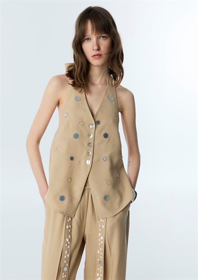 Orijinal Model , Pul Aksesuarlı , Premium Yelek & Pantolon Bej Takım
