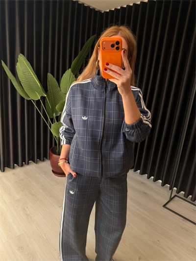 Orijinal Model Premium Lacivert Ekoseli Takım