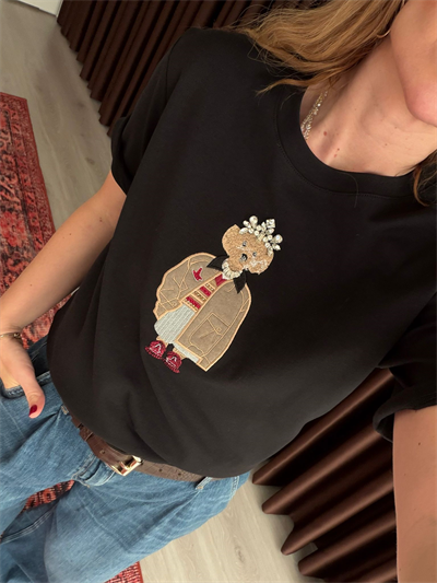 Orijinal Marka , Ayıcık Ve Taş İşlemeli , Siyah T-shirt