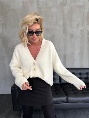 Marka Logo Düğmeli , Ekru , Angora Triko Hırka