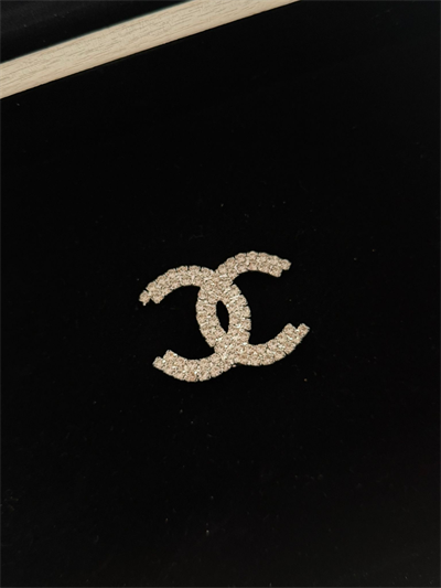 Orijinal Model , Zirkon Taşlı , Chn Broş