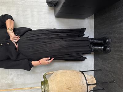 Buruşuk Model , İçi Astarlı , Siyah Midi Etek