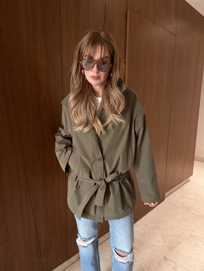 Orijinal Model , Belden Bağlamalı , Dik Yaka , Haki Trençkot
