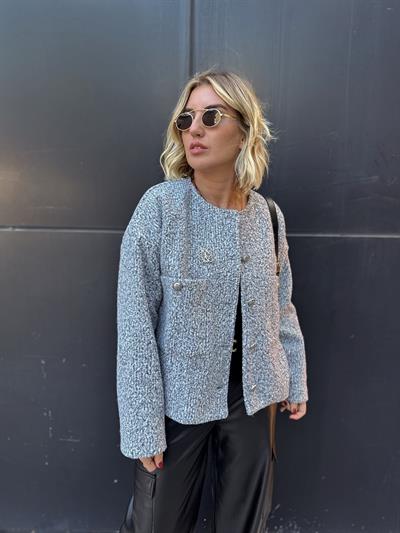 Broşlu Kıvırcık Gri Astarlı Mont