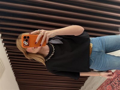 Çıkabilen Zincir Fularlı , Siyah , T-shirt