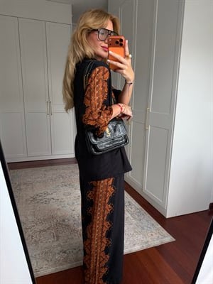 Acıkahve Etnik Desenli , Siyah Premium Takım