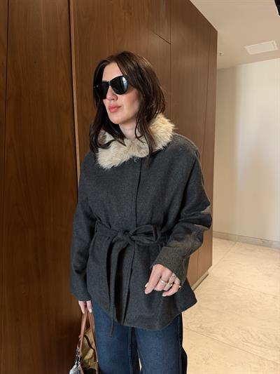 Peluş Yaka , Antrasit , Kuşaklı Kaşe Kaban