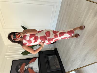 Orijinal Model , Kırmızı Çiçekli , Keten Dokulu Elbise