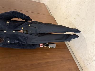 Büyük Kemerli , Siyah Pantolon