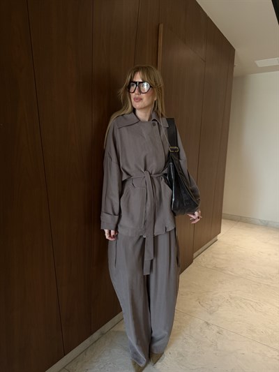 Orijinal Model , Özel Dokulu , Tek Düğmeli , Vizon Kuşaklı Takım