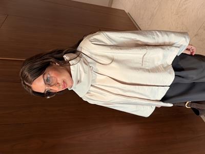 Yakası Çıkabilen Atkılı , Ekru Mont