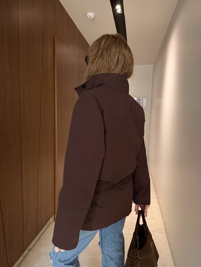 Orijinal Model , Belden Bağlamalı , Dik Yaka , Acıkahve Trençkot