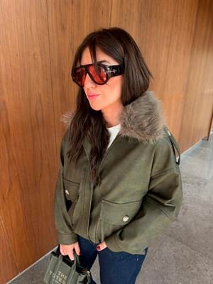 Orijinal Model , Yakası Çıkabilir Kürklü , Haki Deri Mont