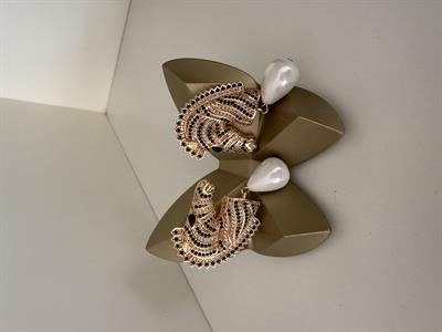 Gold Kaplama , Zirkon Taşlı , At Formu İnci Küpe